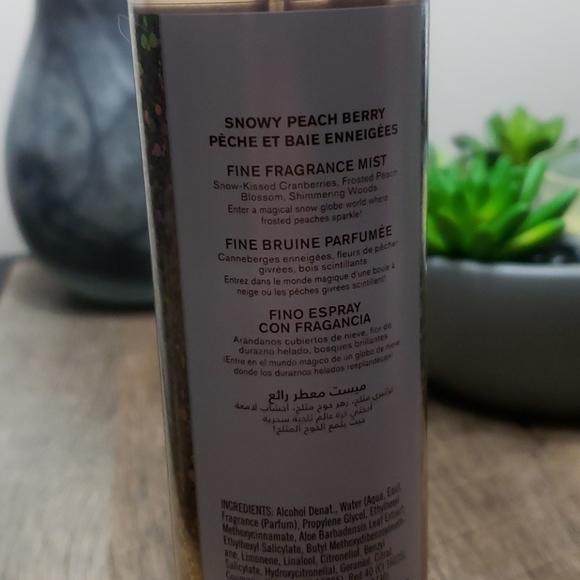 Bath & Body Works snowy peach berry mist - Picture 2 of 2